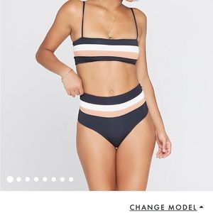 L SPACE bikini top size Medium